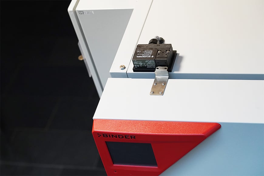 Verrouillage électromécanique de la porte vu de dessus