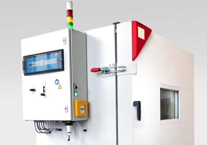 Package S with three-color signal light (green, yellow, red)